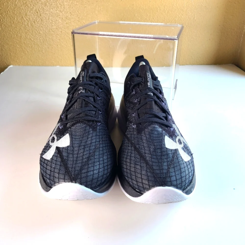 Under Armour Velociti Elite 2 Running Black Carbon Plated Racing Men size 11.5